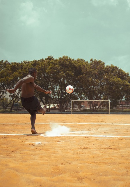 持强大竞争 持强大竞争