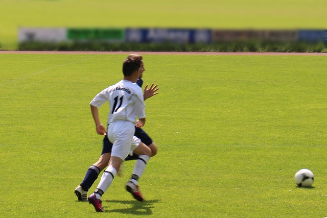 过年轻球员 过年轻球员