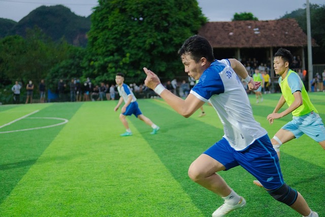 强劲的场上 强劲的场上